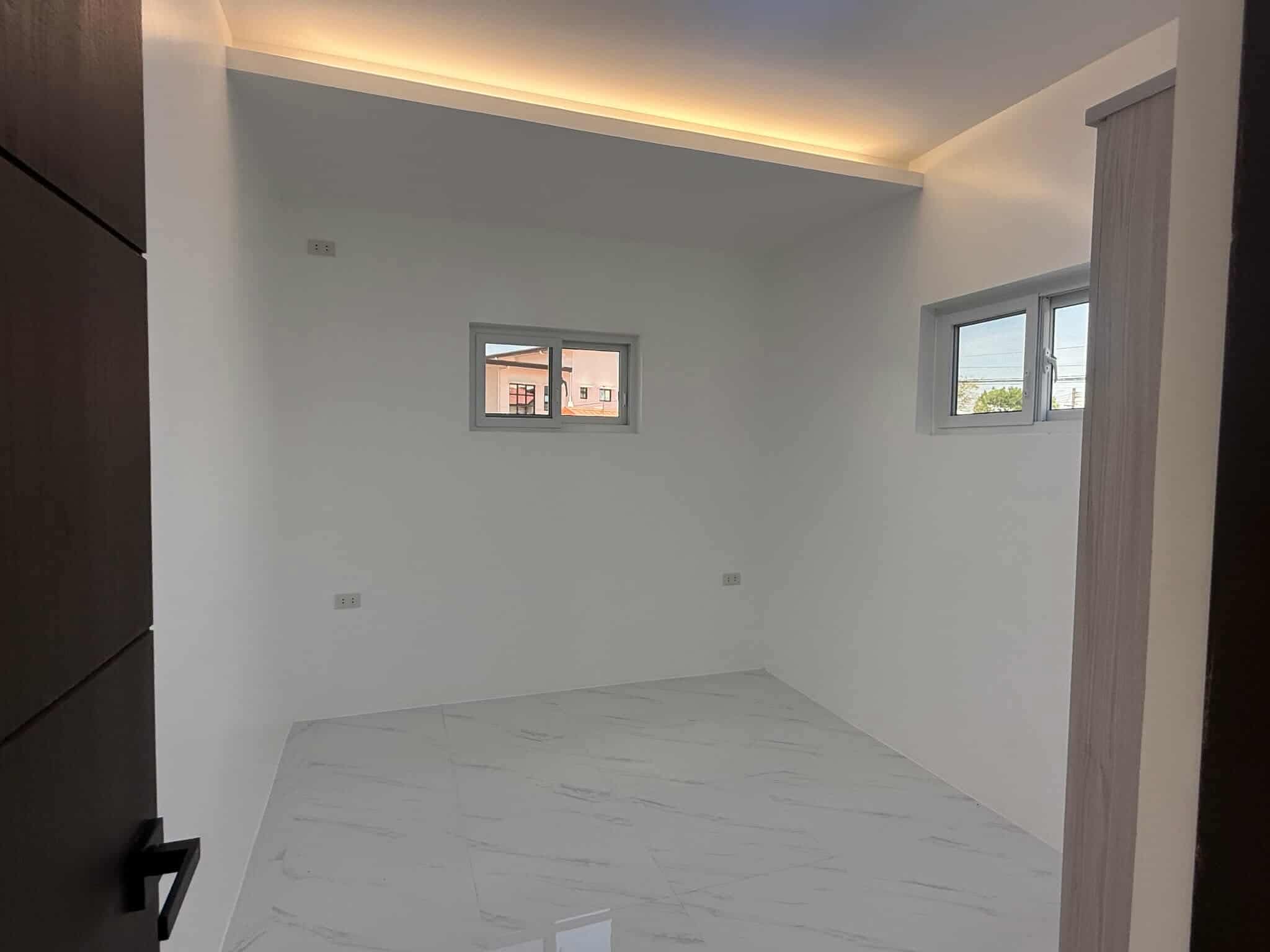 Brandnew House for sale near Korean town and Clark