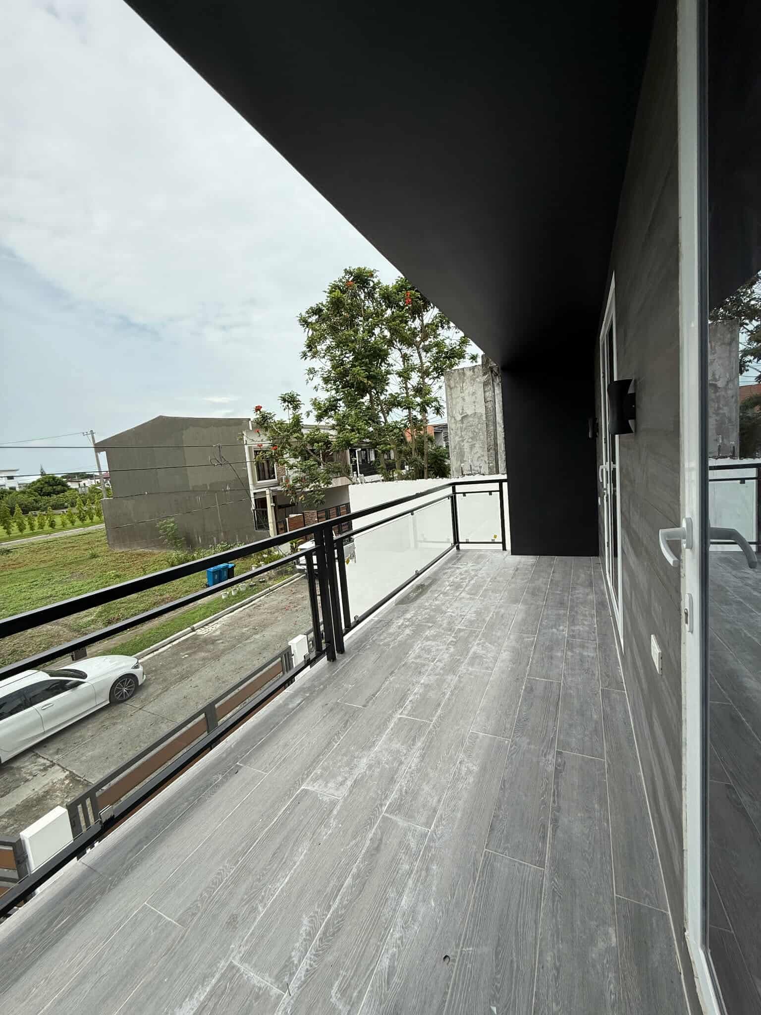 Brandnew House for sale near Korean town and Clark